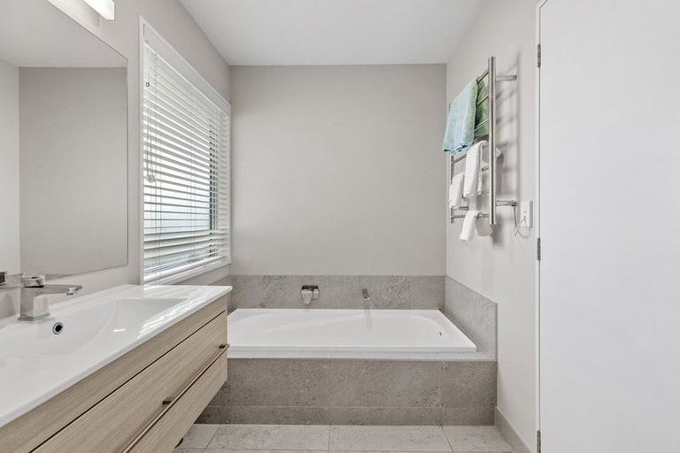 Photo of property in 13 Lynley Drive, West Melton, 7618
