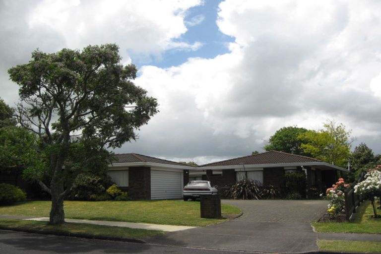 Photo of property in 179 Walter Strevens Drive, Conifer Grove, Takanini, 2112