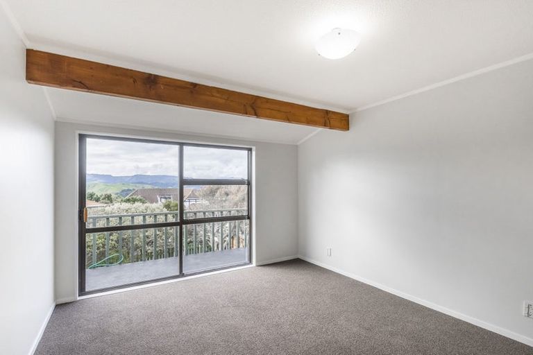Photo of property in 7b Tregony Place, Camborne, Porirua, 5026