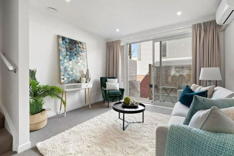 Photo of property in 3/24 Princess Terrace, Newtown, Wellington, 6021