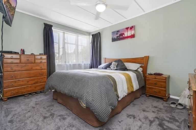 Photo of property in 14 Watts Crescent, Hamilton East, Hamilton, 3216