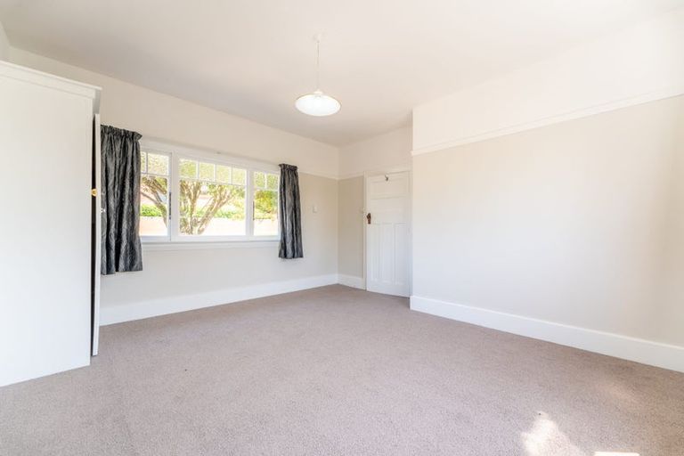 Photo of property in 1 Hertnon Street, West End, Timaru, 7910