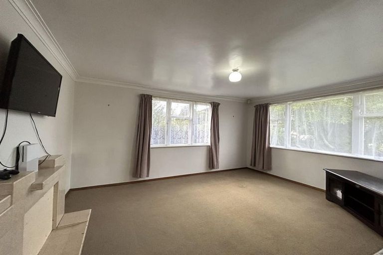 Photo of property in 132 Mcleod Street, Elderslea, Upper Hutt, 5018