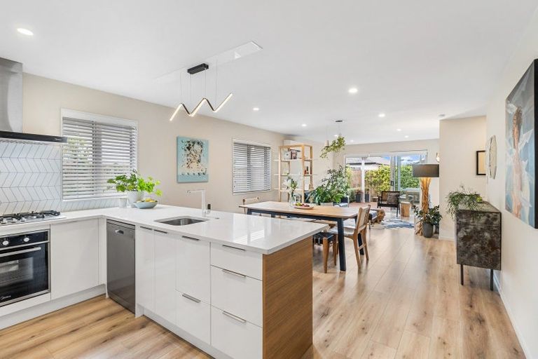 Photo of property in 9 Aho Lane, Karaka, Papakura, 2113