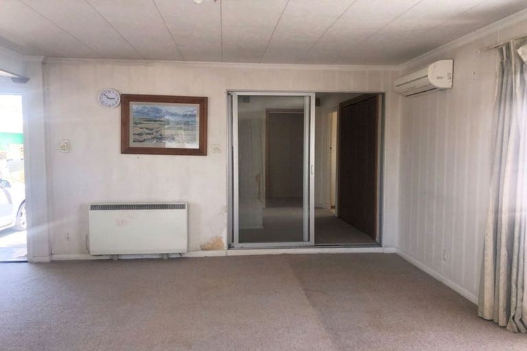 Photo of property in 15 Haslett Place, Upper Riccarton, Christchurch, 8041