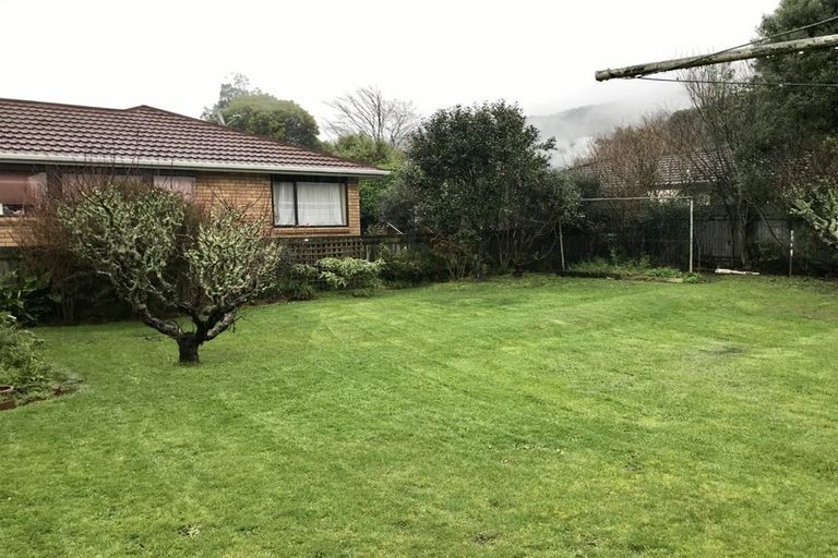 Photo of property in 83 Oxford Street, Tawa, Wellington, 5028