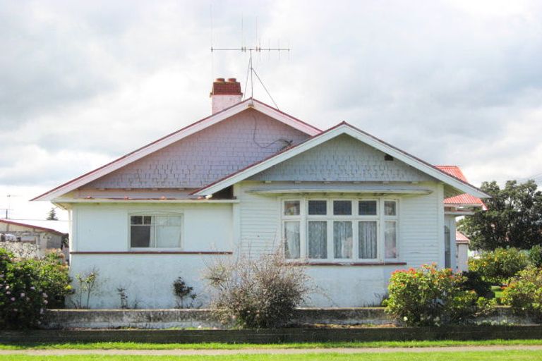 Photo of property in 6 Muir Street, Gonville, Whanganui, 4501