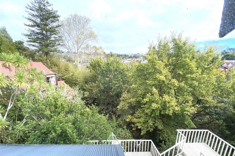 Photo of property in 60 Cheriton Road, Mellons Bay, Auckland, 2014