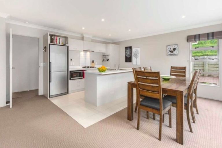 Photo of property in 76 Staithes Drive North, Whitby, Porirua, 5024