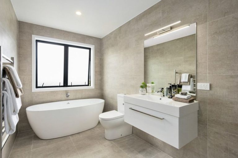 Photo of property in 6 Tai Crescent, Hobsonville, Auckland, 0616