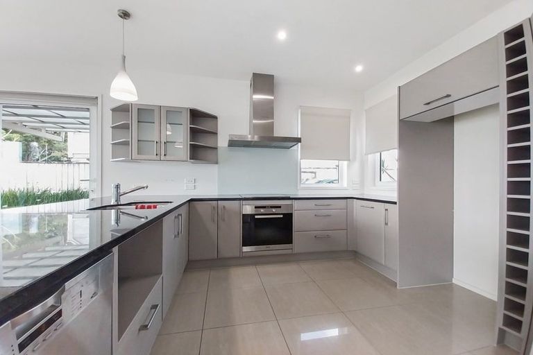 Photo of property in 61b Millen Avenue, Pakuranga, Auckland, 2010