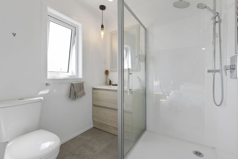 Photo of property in 57c Anglers Avenue, Warea, New Plymouth, 4381