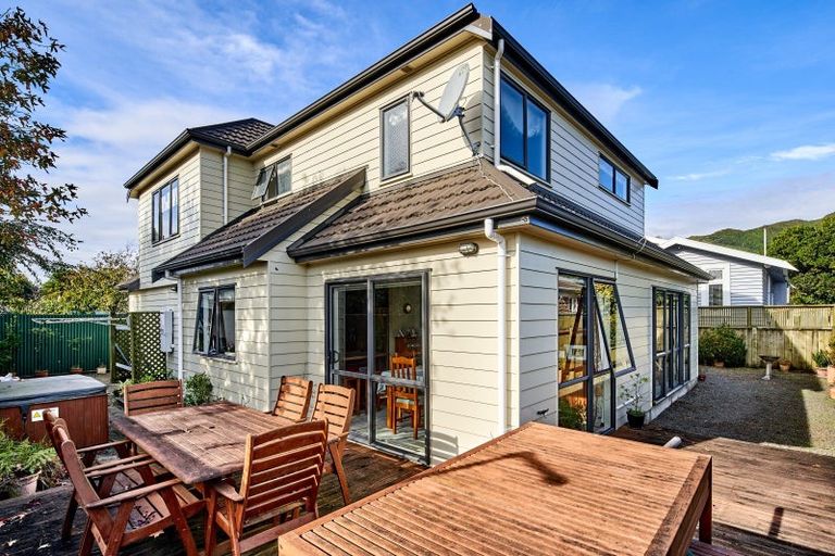 Photo of property in 85a Pohutukawa Street, Woburn, Lower Hutt, 5011