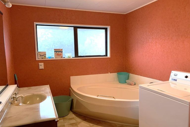 Photo of property in 17 Argyle Street, Mornington, Dunedin, 9011