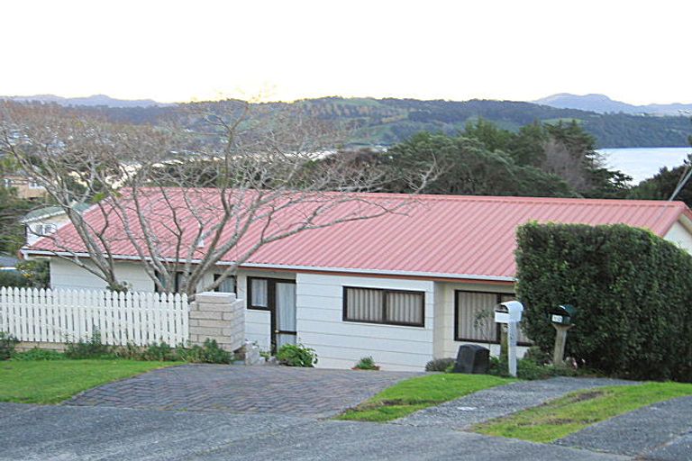 Photo of property in 9 Inca Place, Snells Beach, 0920