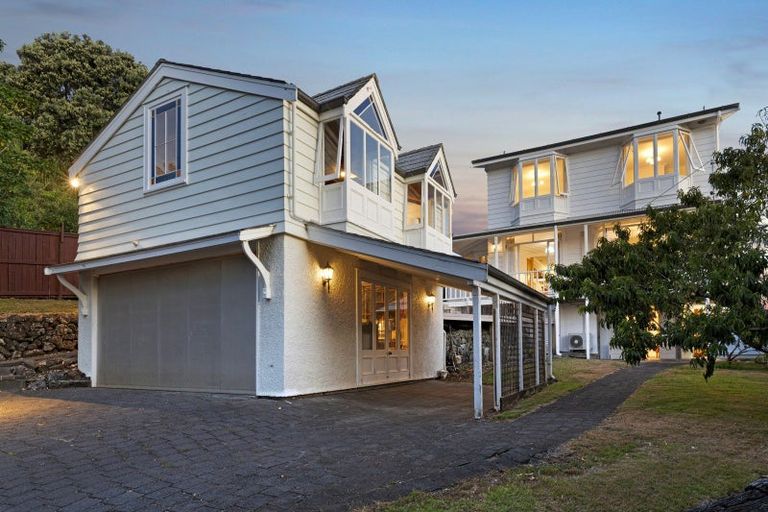 Photo of property in 38 Jubilee Avenue, Devonport, Auckland, 0624