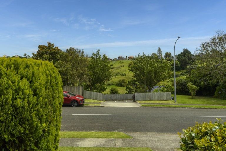 Photo of property in 74a Resolution Road, Welcome Bay, Tauranga, 3112