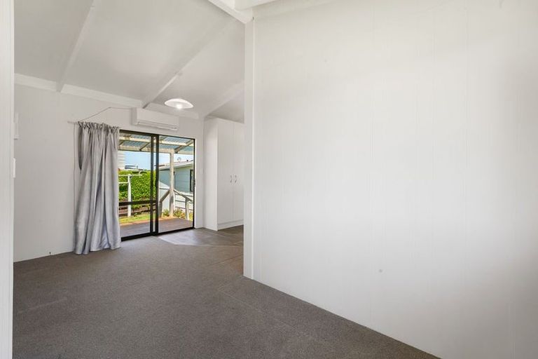 Photo of property in 4a Roretana Drive, Athenree, Katikati, 3177