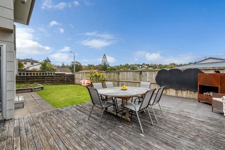 Photo of property in 1/57 Nor'east Drive, Torbay, Auckland, 0632