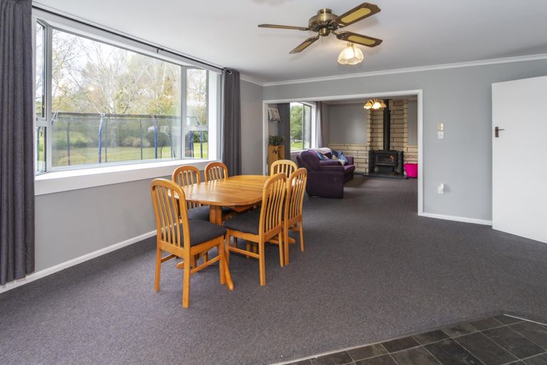 Photo of property in 16 Round Hill Road, Reidston, Oamaru, 9492