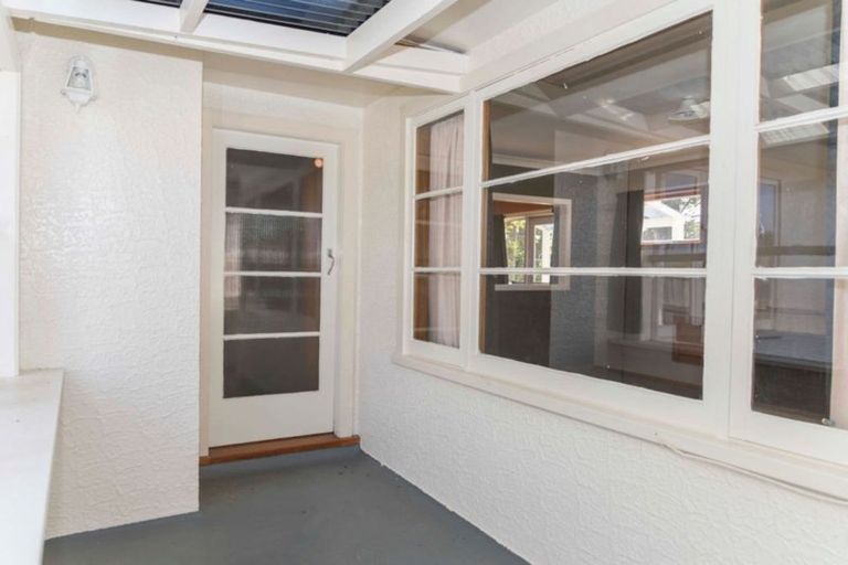 Photo of property in 6 Redfern Street, Dannevirke, 4930