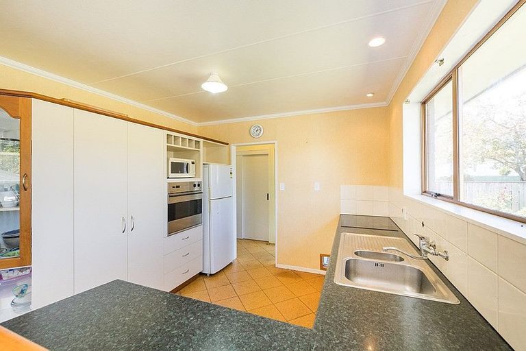 Photo of property in 6-8 East Road, Shannon, 4821