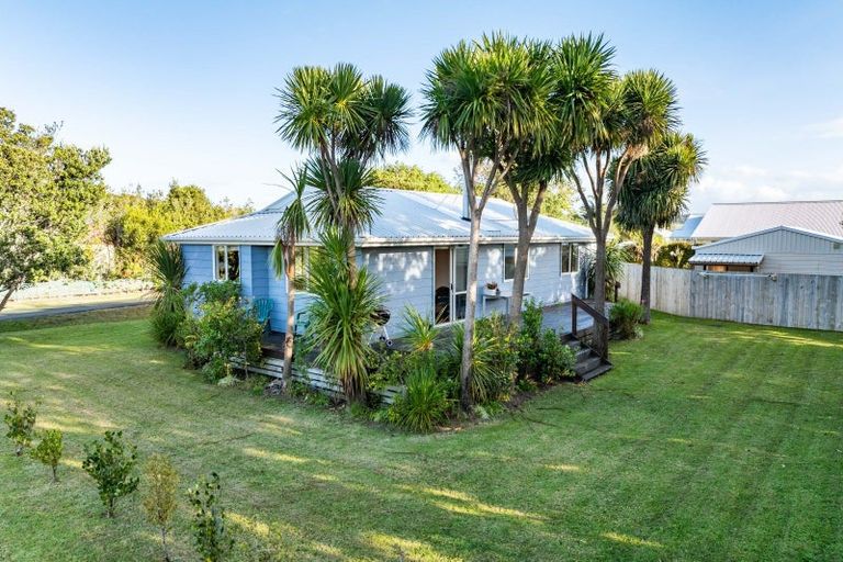 Photo of property in 74 Jack Boyd Drive, Mangawhai Heads, Mangawhai, 0573