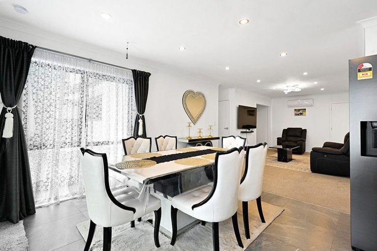 Photo of property in 25a Breckons Avenue, Nawton, Hamilton, 3200