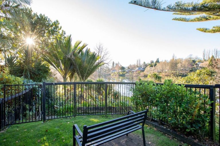 Photo of property in 4/1222 Victoria Street, Whitiora, Hamilton, 3200