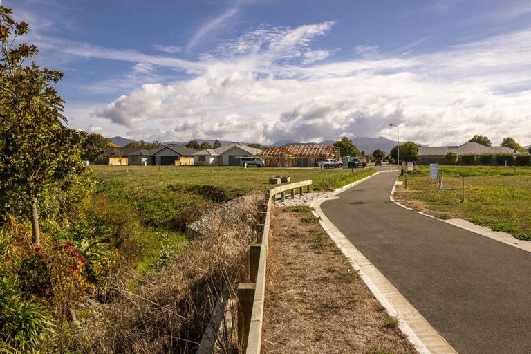 Photo of property in 11 Magnolia Drive, Springlands, Blenheim, 7201