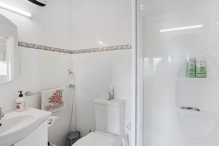 Photo of property in 196 Dyers Pass Road, Cashmere, Christchurch, 8022