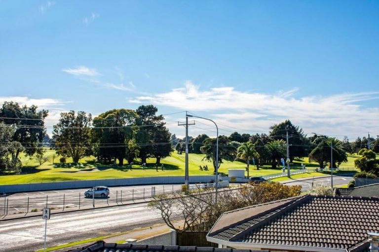 Photo of property in 6 Palm Court, Mount Maunganui, 3116