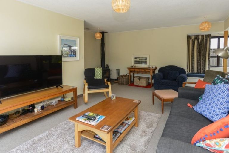 Photo of property in 4 Symons Street, Parkvale, Hastings, 4122