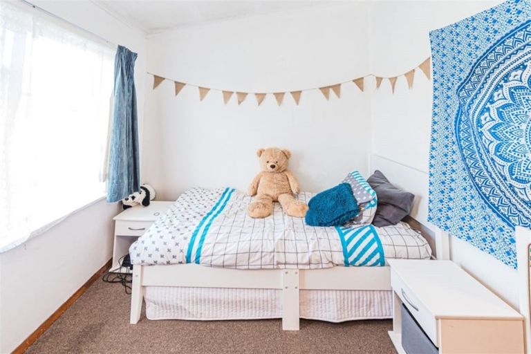 Photo of property in 211-214 Anzac Parade, Whanganui East, Whanganui, 4500