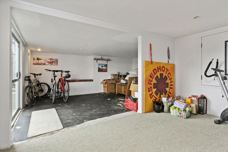 Photo of property in 34 Ranui Avenue, Ranui, Auckland, 0612