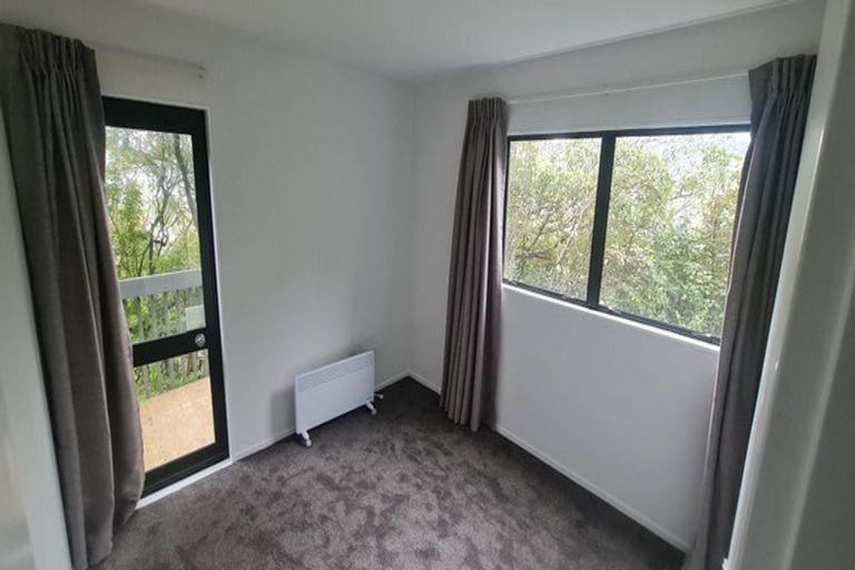 Photo of property in 7 Garden Road, Northland, Wellington, 6012