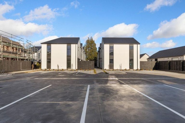 Photo of property in 6/504 Armagh Street, Linwood, Christchurch, 8011