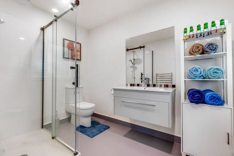 Photo of property in 11 Tee Point, Red Beach, 0932