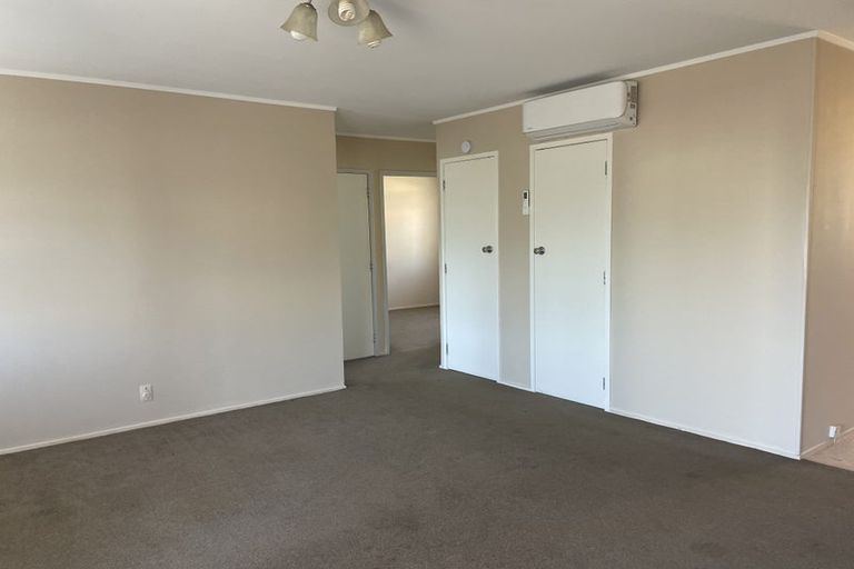 Photo of property in 2/99 Station Road, Papatoetoe, Auckland, 2025