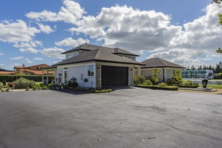 Photo of property in 23 Oakgrove Drive, Rangiora, 7400