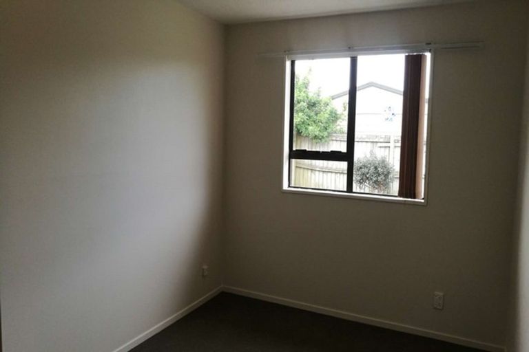 Photo of property in 2/94 Neill Street, Hornby, Christchurch, 8042