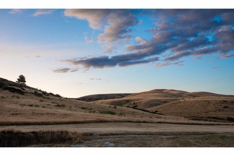 Photo of property in 1976 Saint Bathans Loop Road, Saint Bathans, 9386