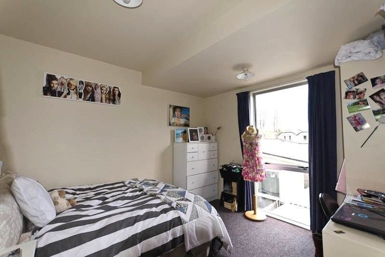 Photo of property in 105a Elizabeth Street, Riccarton, Christchurch, 8041