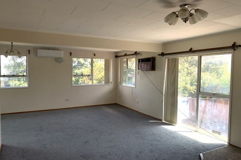 Photo of property in 374 East Coast Road, Sunnynook, Auckland, 0630