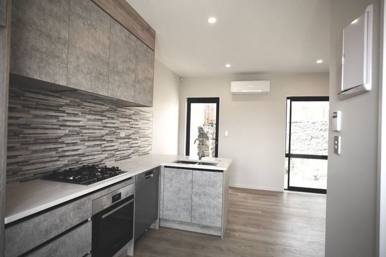 Photo of property in 48 Picturesque Drive, Flat Bush, Auckland, 2019