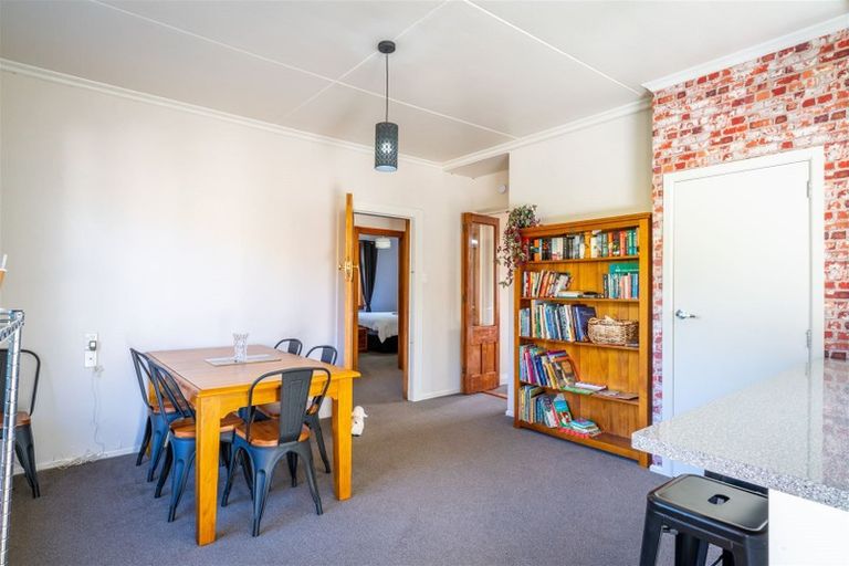 Photo of property in 28 Solway Street, Holmes Hill, Oamaru, 9401