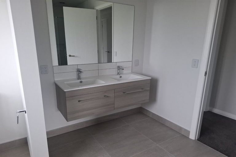 Photo of property in 11 Terry Came Drive, Cambridge, 3434