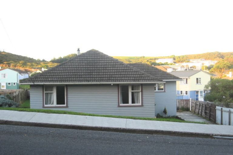 Photo of property in 61 Jillett Street, Titahi Bay, Porirua, 5022