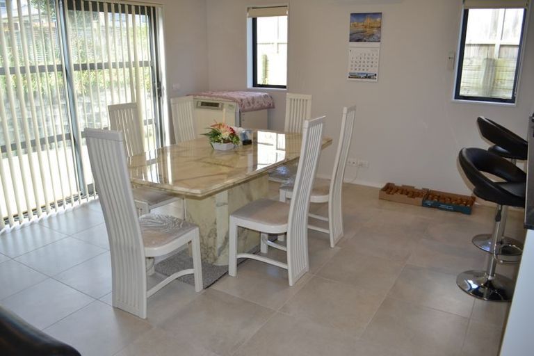 Photo of property in 2 Mccathie Drive, Flat Bush, Auckland, 2019