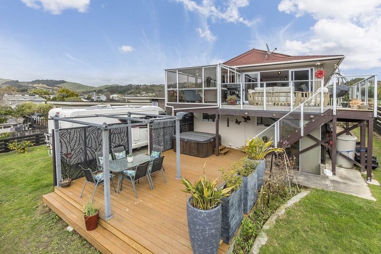 Photo of property in 23 The Companionway, Whitby, Porirua, 5024